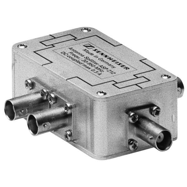 ONE DUAL TWO-WAY BNC PASSIVE SPLITTER BOX WITH DC PASS THROUGH, USED FOR SHARING TWO ANTENNAS WITH U